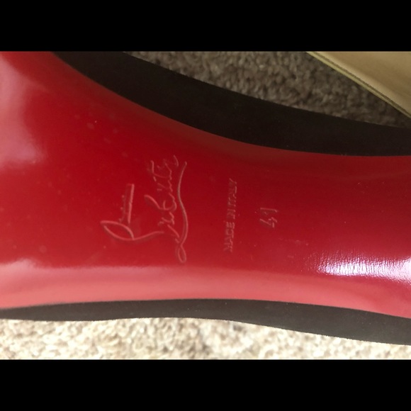 Christian Louboutin Red Bottom Heels! Narrow fit! - Picture 5 of 6